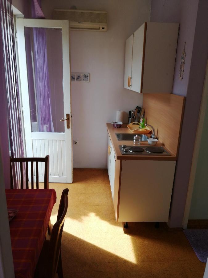 Apartmani Milka Pakoštane エクステリア 写真