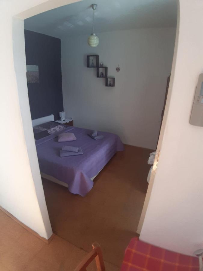 Apartmani Milka Pakoštane エクステリア 写真